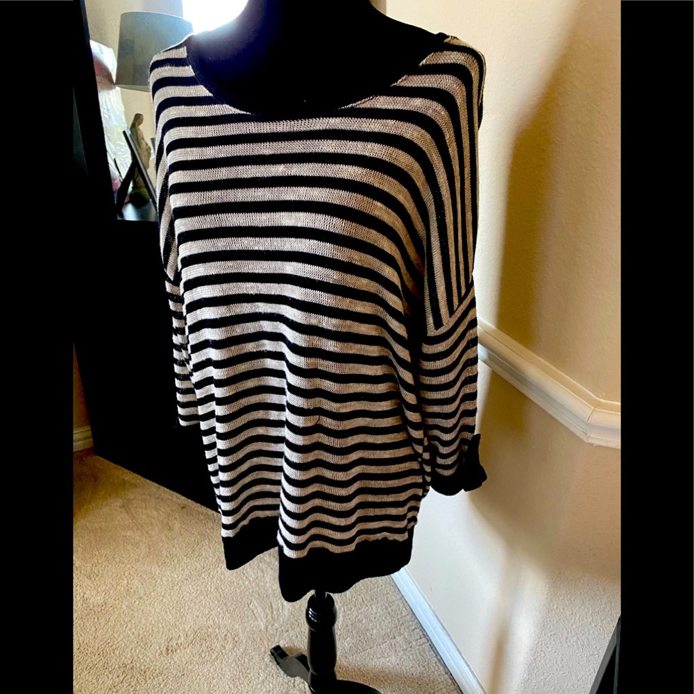 Black and White summer sweater